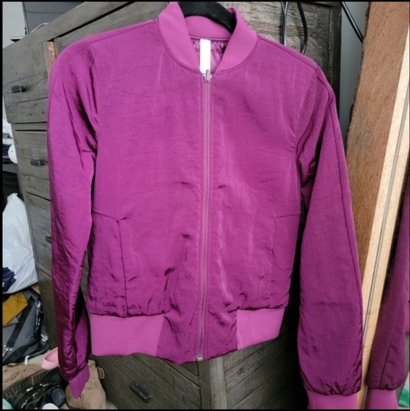 Lululemon Non-stop Bomber Reversible - 4 - Picture 2 of 13